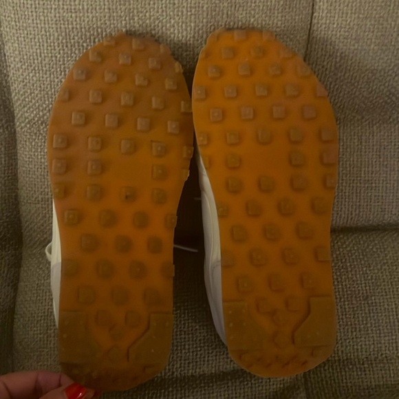 Nike Daybreak Sneakers in White Gum - Picture 4 of 8